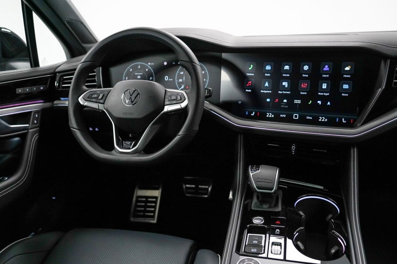 Volkswagen Touareg usata a Varese (11)