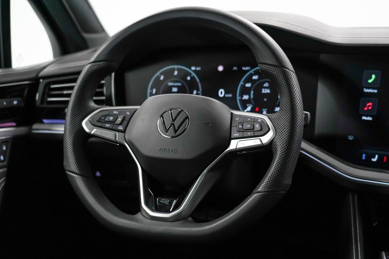 Volkswagen Touareg usata a Varese (12)