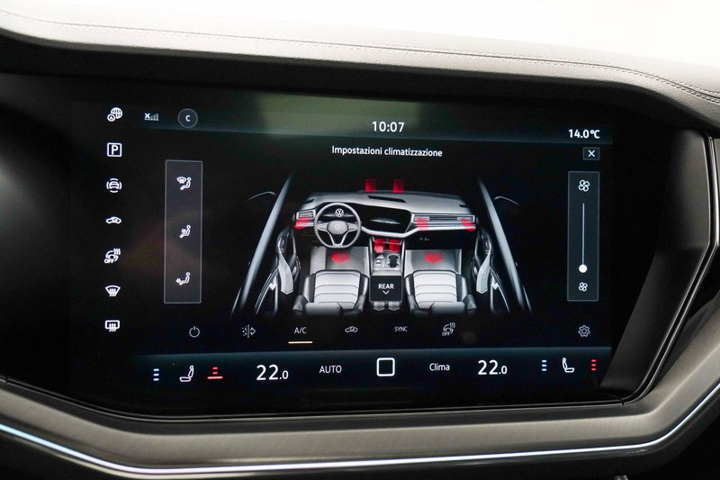 Volkswagen Touareg usata a Varese (19)