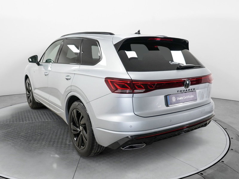 Volkswagen Touareg usata a Varese (4)