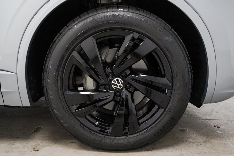 Volkswagen Touareg usata a Varese (9)