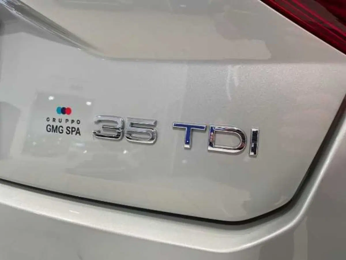 Audi Q2 usata a Prato (14)
