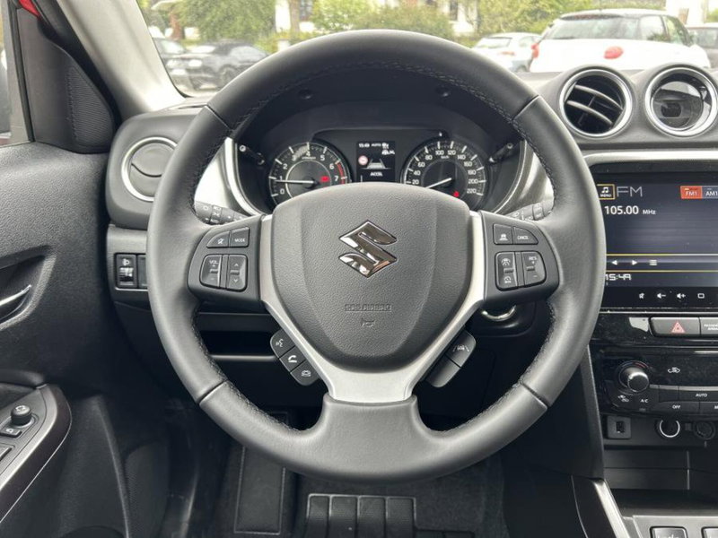 Suzuki Vitara nuova a Cuneo (12)