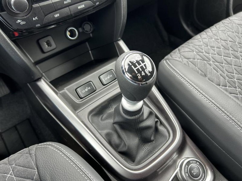 Suzuki Vitara nuova a Cuneo (17)