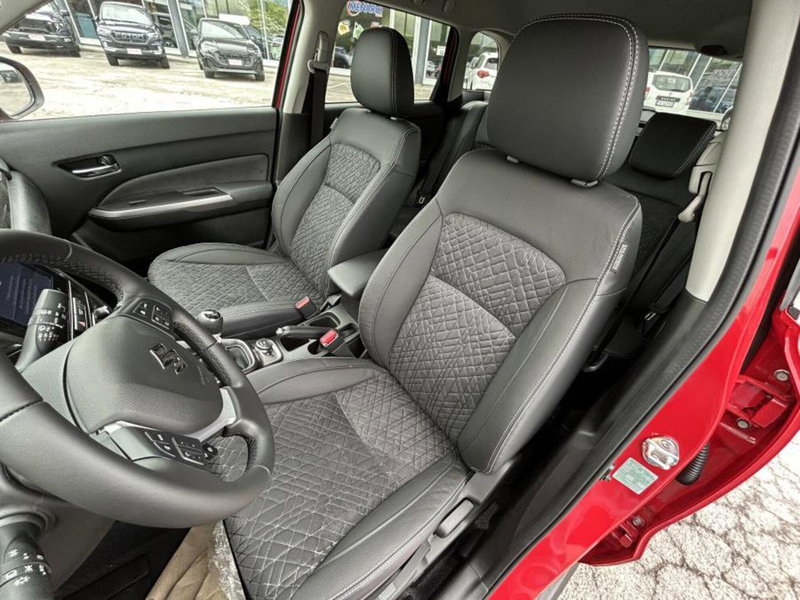 Suzuki Vitara nuova a Cuneo (8)