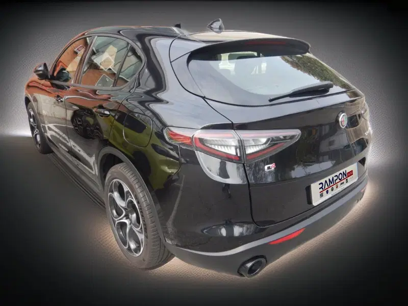 Alfa Romeo Stelvio usata a Venezia (2)
