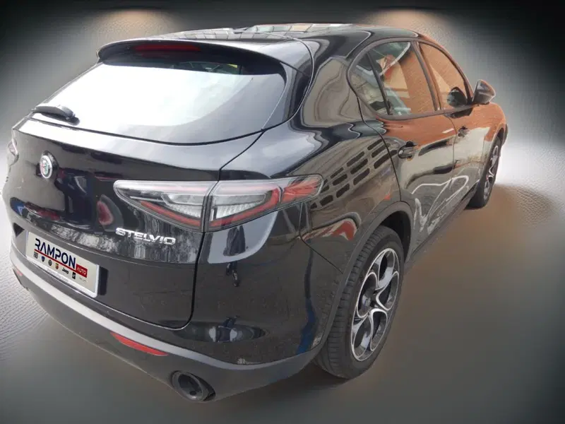 Alfa Romeo Stelvio usata a Venezia (3)