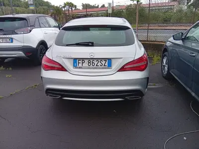 Mercedes-Benz CLA Shooting Brake 220 d 4Matic Automatic Sport del 2018 usata a San Gregorio di Catania