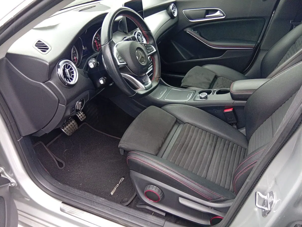 Mercedes-Benz CLA Shooting Brake usata a Catania (11)
