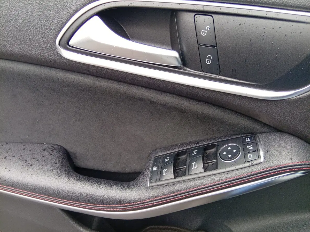 Mercedes-Benz CLA Shooting Brake usata a Catania (17)