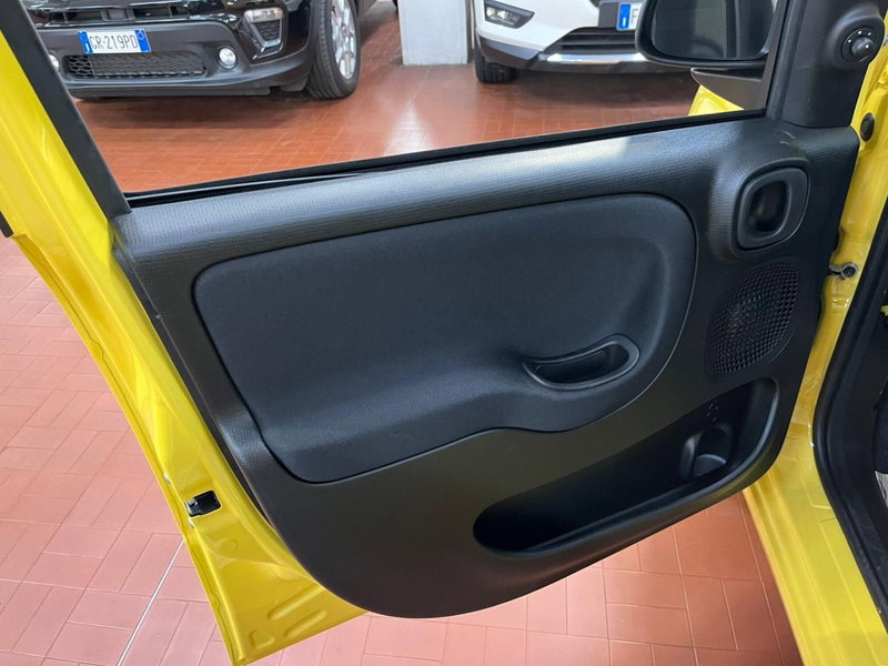 Fiat Panda nuova a Lucca (10)