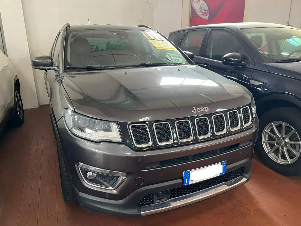 Jeep Compass usata a Lucca (3)