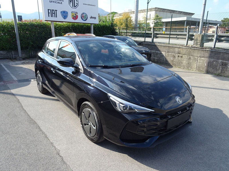 Mg MG3 nuova a Lucca (6)