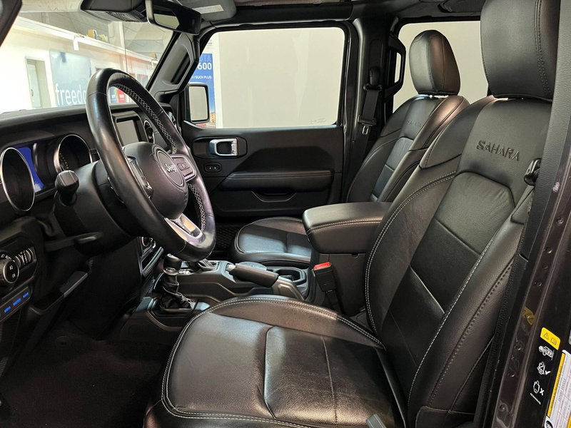 Jeep Wrangler Unlimited usata a Lucca (10)