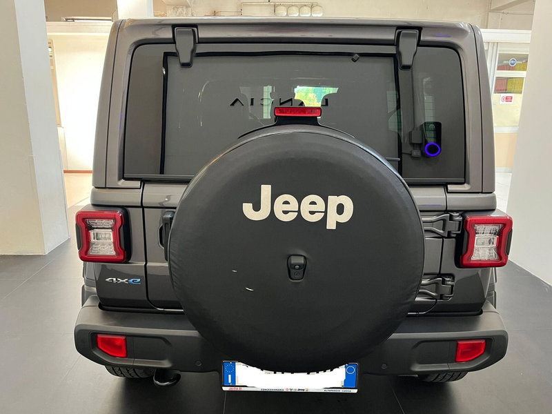Jeep Wrangler Unlimited usata a Lucca (6)