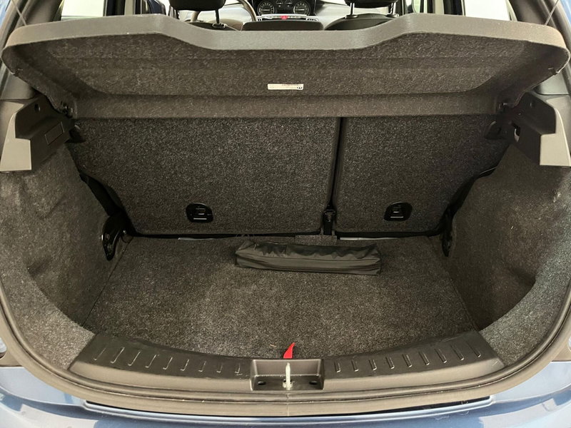 Lancia Ypsilon usata a Lucca (13)