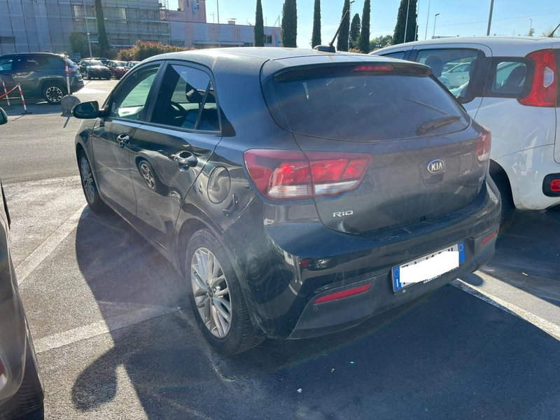Kia Rio usata a Lucca (6)