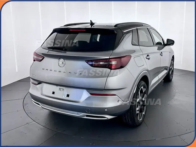 Opel Grandland nuova a Milano (6)
