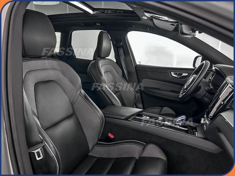 Volvo XC60 usata a Milano (14)