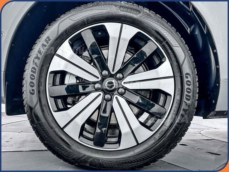 Volvo XC60 usata a Milano (7)