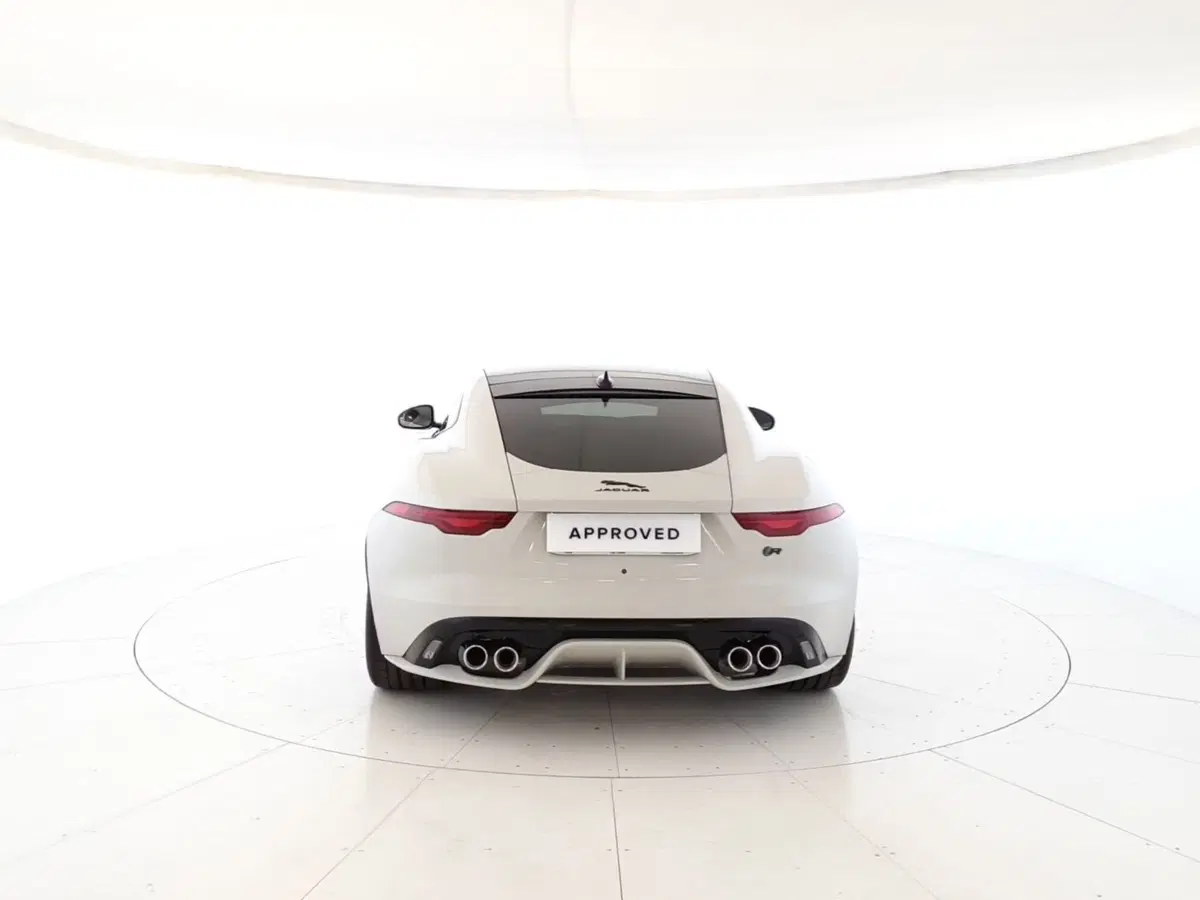 Jaguar F-Type Coupé usata a Monza e Brianza (7)