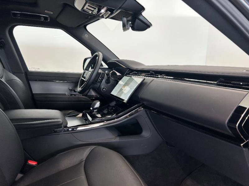 Land Rover Range Rover Sport usata a Venezia (10)