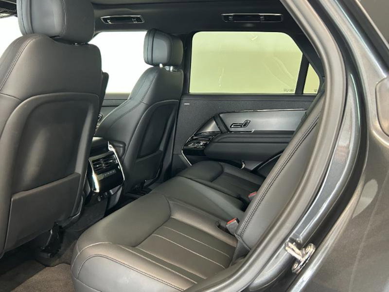 Land Rover Range Rover Sport usata a Venezia (9)