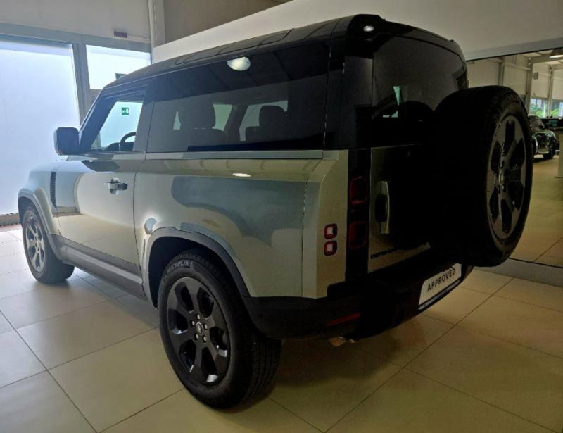Land Rover Defender usata a Venezia (3)