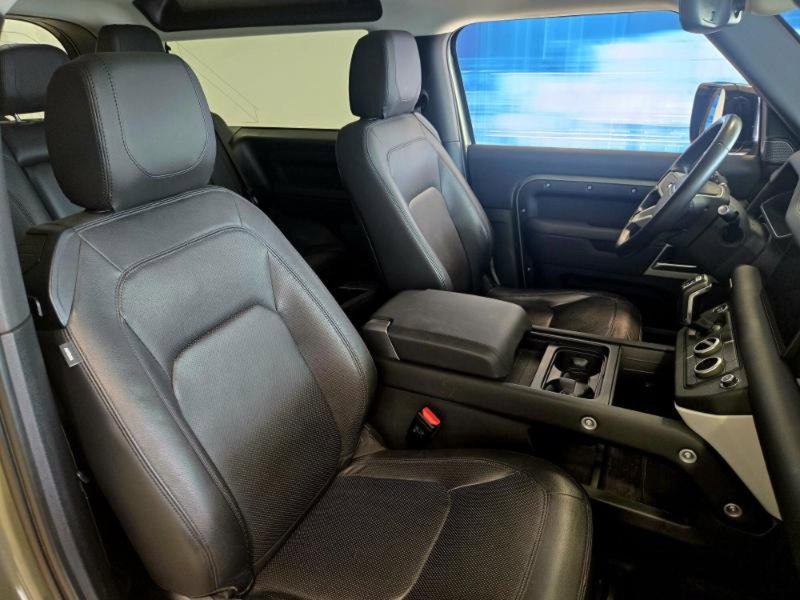 Land Rover Defender usata a Venezia (6)