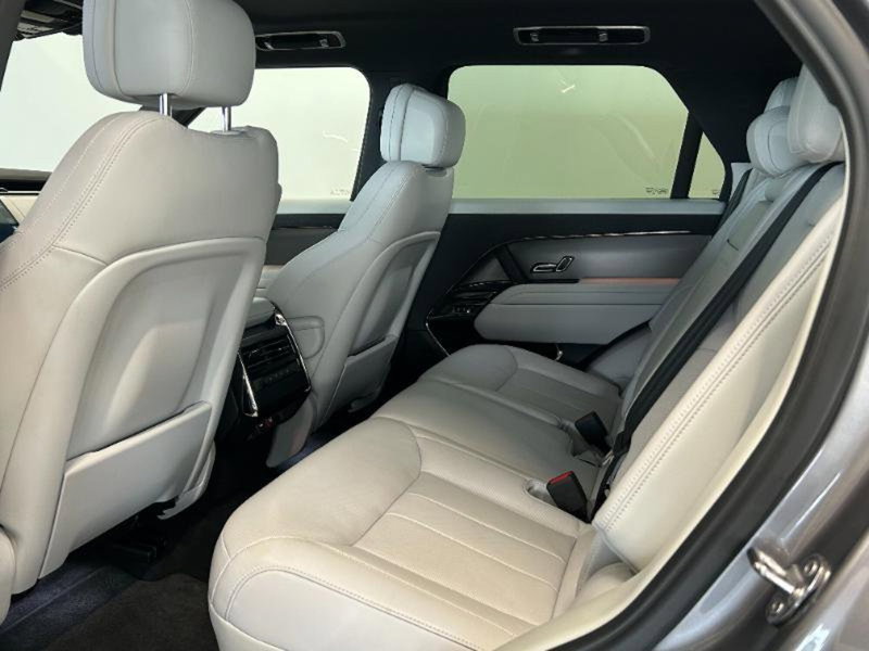 Land Rover Range Rover Sport usata a Venezia (12)