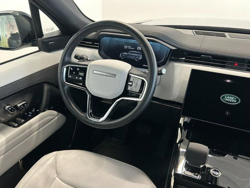 Land Rover Range Rover Sport usata a Venezia (13)