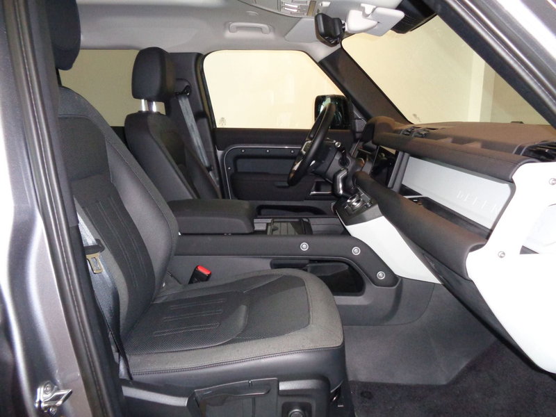 Land Rover Defender usata a Cosenza (3)