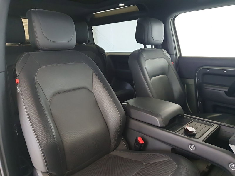 Land Rover Defender usata a Monza e Brianza (5)