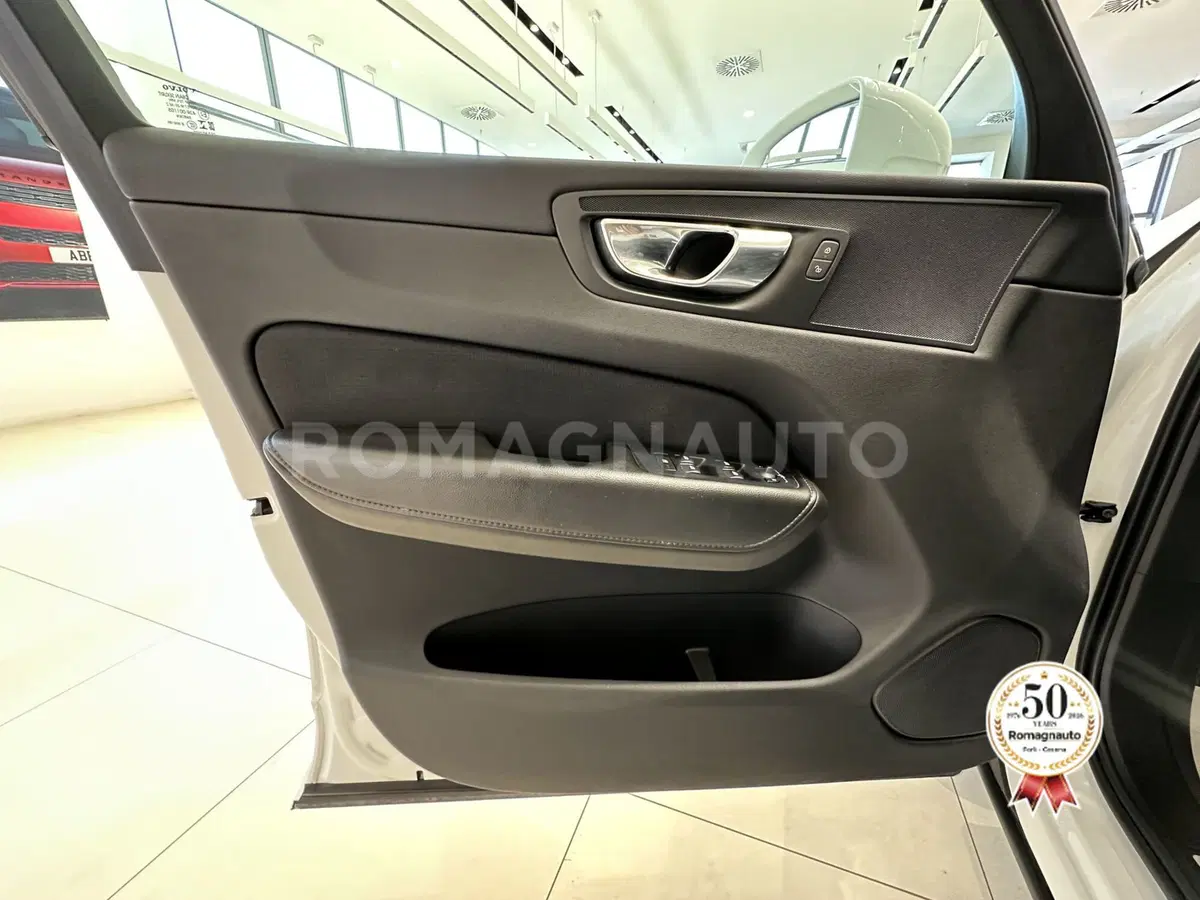Volvo XC60 usata a Forlì-Cesena (15)