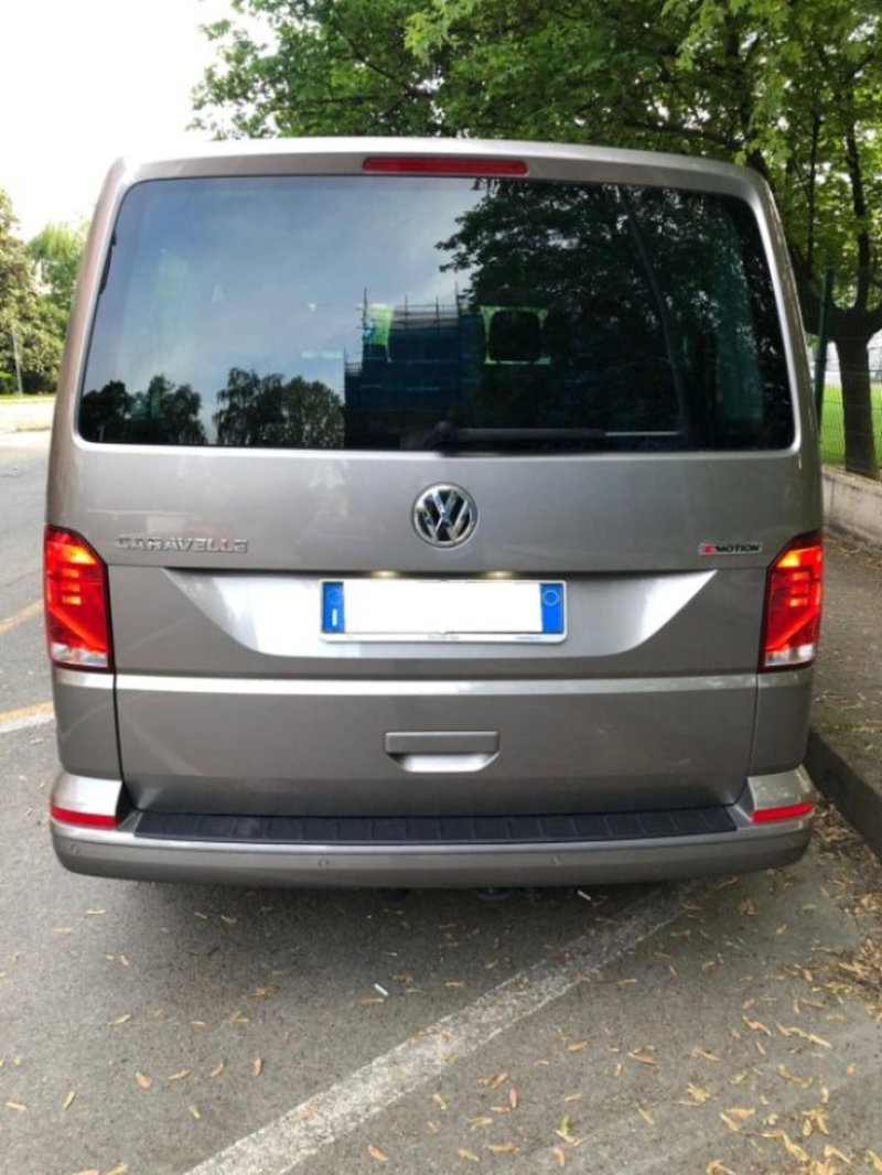 Volkswagen Veicoli Commerciali Caravelle usata a Torino (5)