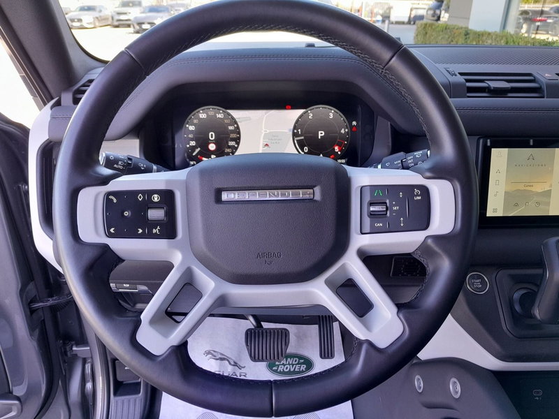 Land Rover Defender usata a Cuneo (10)