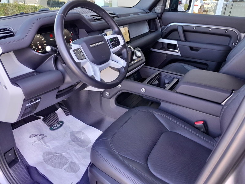 Land Rover Defender usata a Cuneo (15)