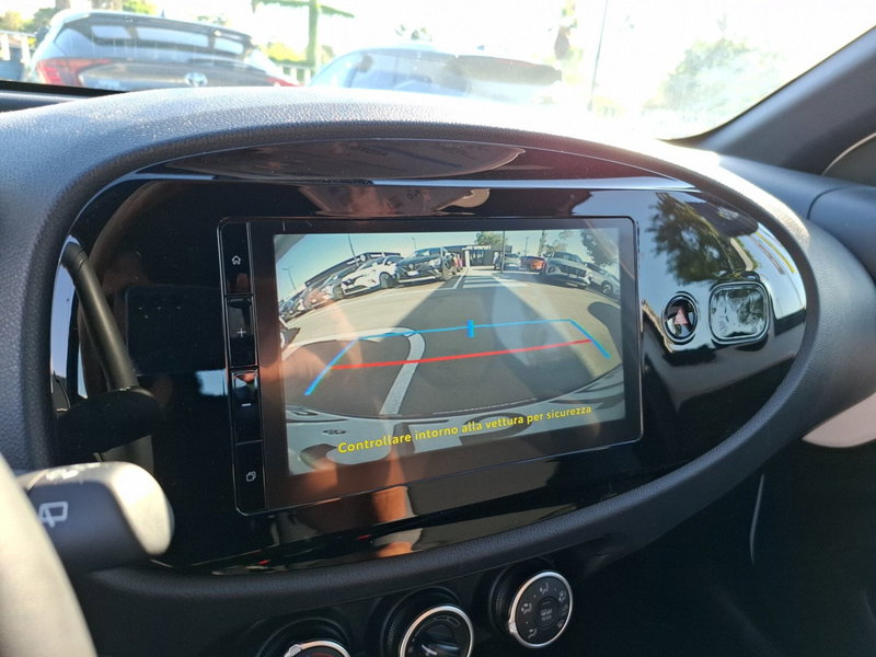 Toyota Aygo X usata a Latina (15)