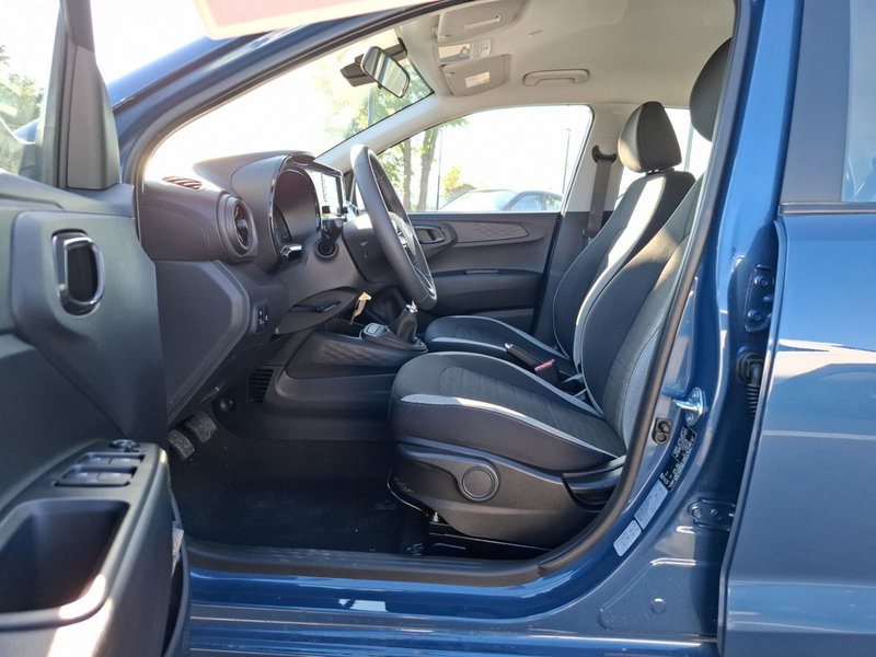 Hyundai i10 nuova a Latina (18)