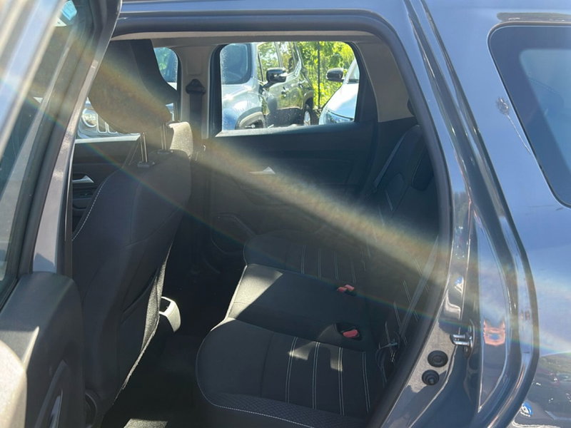 Dacia Duster usata a Roma (12)