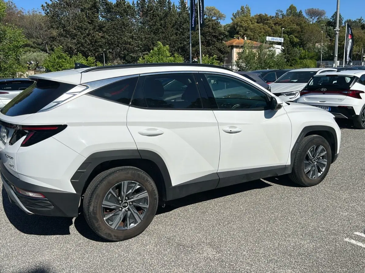 Hyundai Tucson usata a Roma (6)