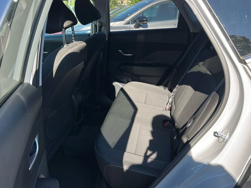 Hyundai Kona usata a Roma (12)