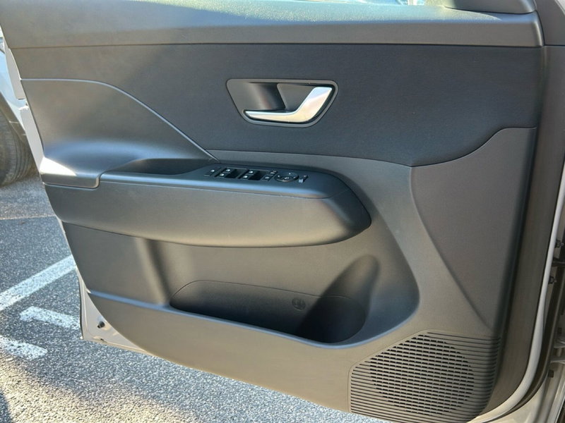 Hyundai Kona usata a Roma (20)