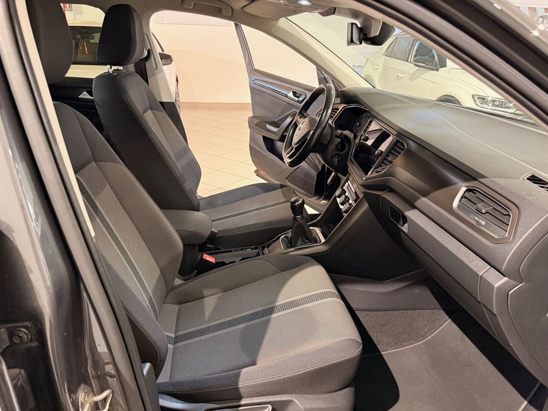 Volkswagen T-Roc usata a Genova (10)