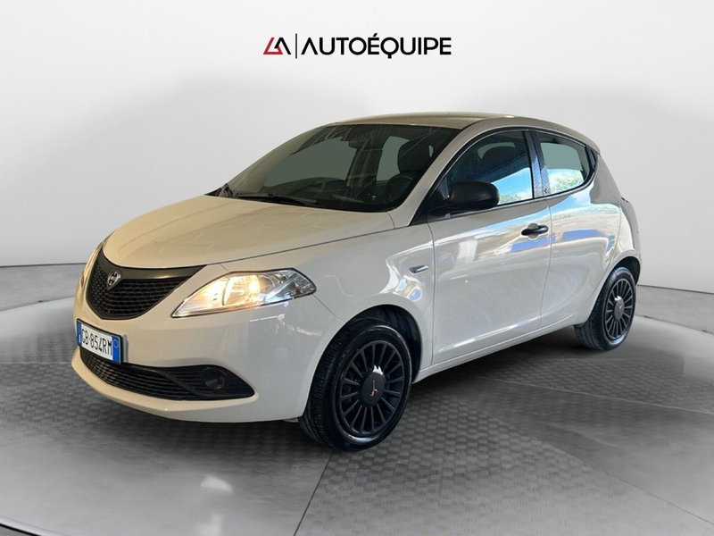 Lancia Ypsilon usata a Roma