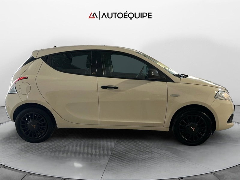 Lancia Ypsilon usata a Roma (6)