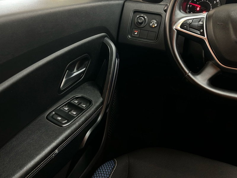 Dacia Duster usata a Roma (13)