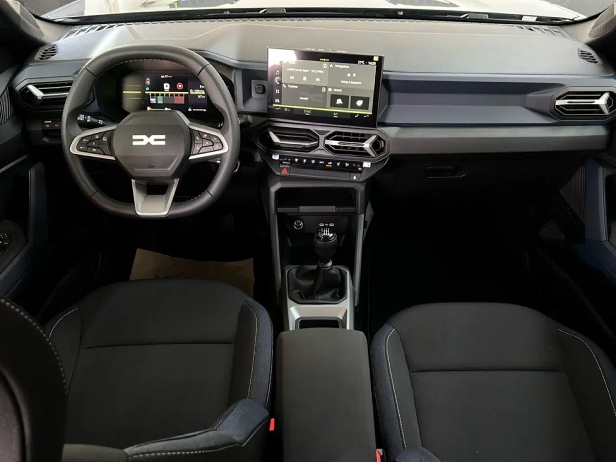 Dacia Bigster nuova a Roma (11)