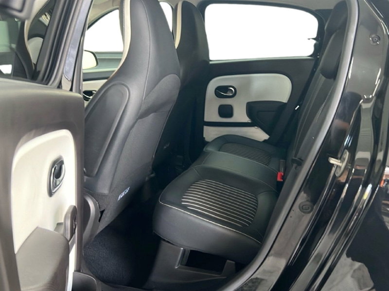 Renault Twingo nuova a Roma (11)