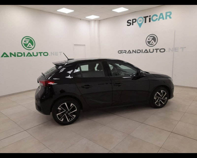 Opel Corsa nuova a Savona (7)